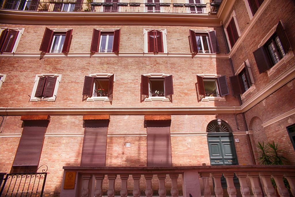 Domus Real Cardello Hotel Roma Ngoại thất bức ảnh